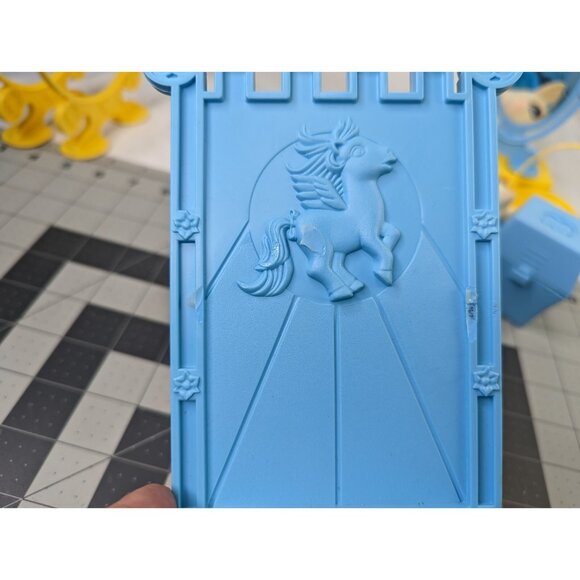 My Little Pony Majesty Castle Accessories Lot - Picture 10 of 10